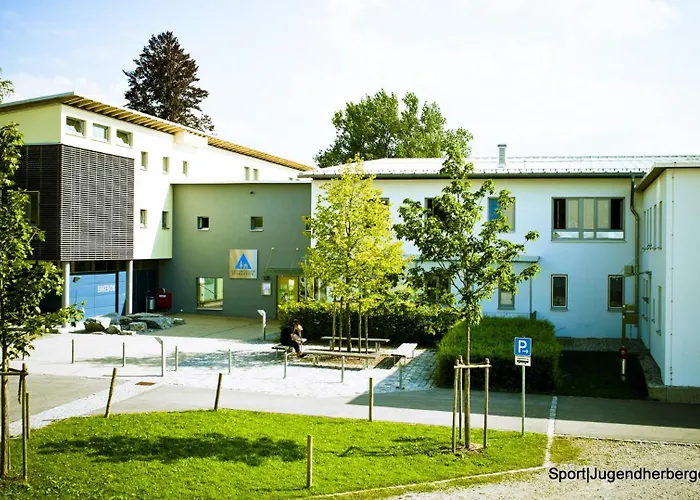 Jugendherberge Bad Toelz باد تولز