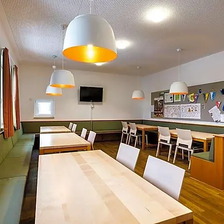 Jugendherberge Bad Toelz Hostel